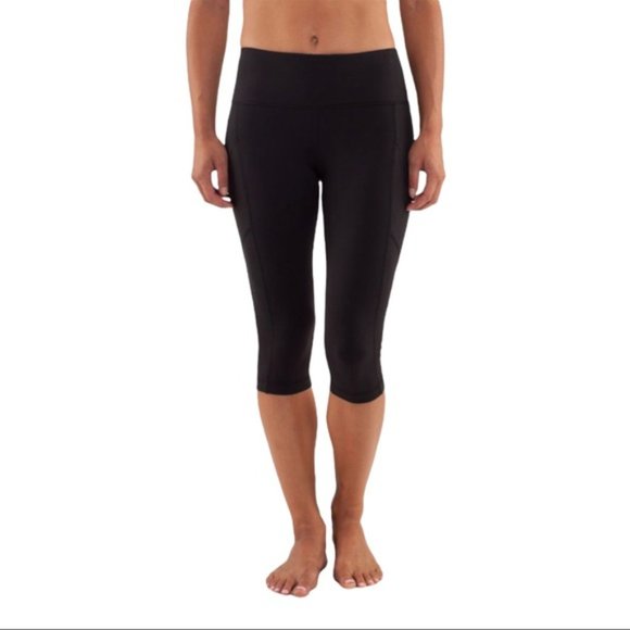Lululemon | Black Discover Crop Capri Leggings - Picture 2 of 8